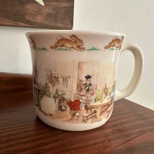 1988 Royal Doulton Bunnykins “School Diner” Hug-a-Mug